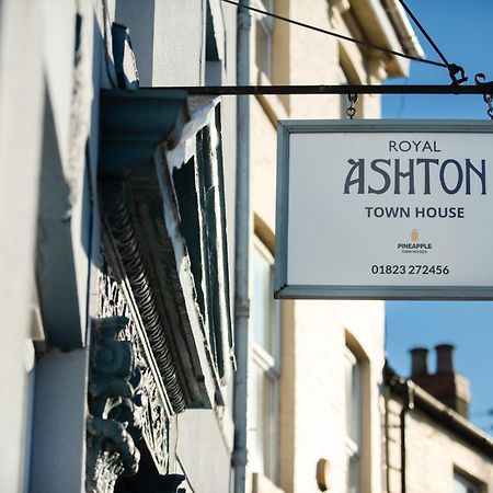 Royal Ashton Townhouse - Taunton Hotel Exterior photo